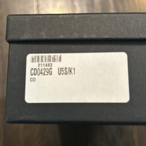 Christian Dior Authentic Sunglasses with case, new cleaner and box - Picture 9 of 9